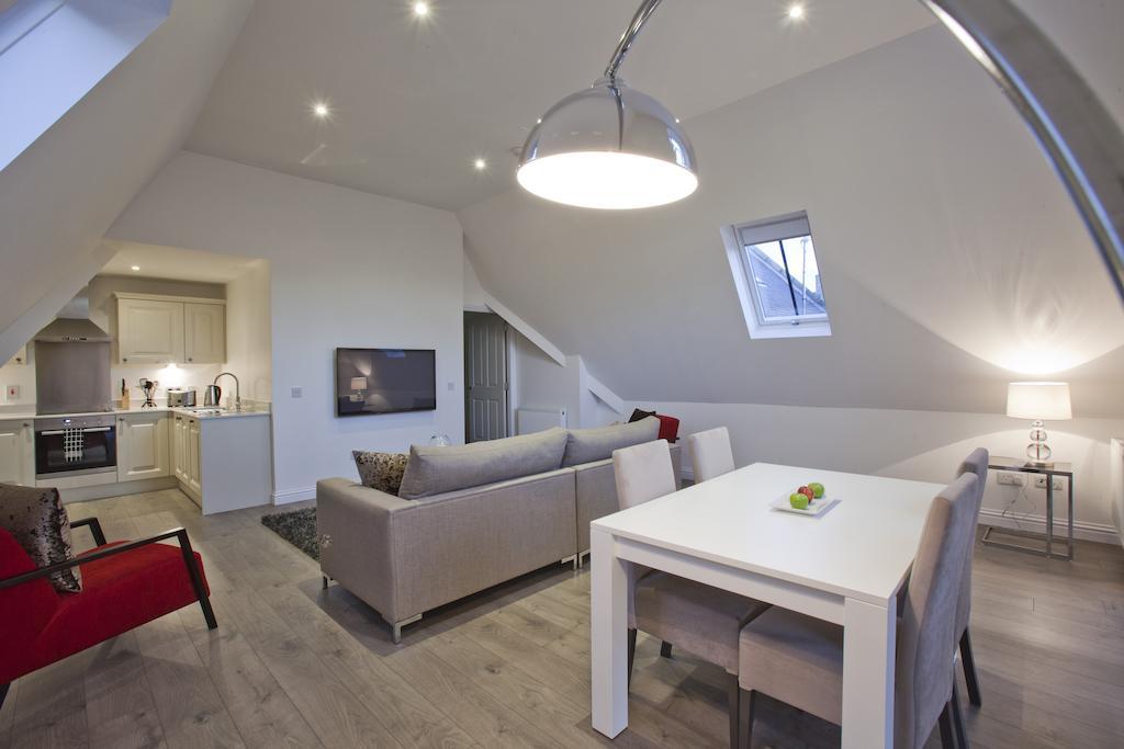 Apple Apartments Aberdeen Buitenkant foto
